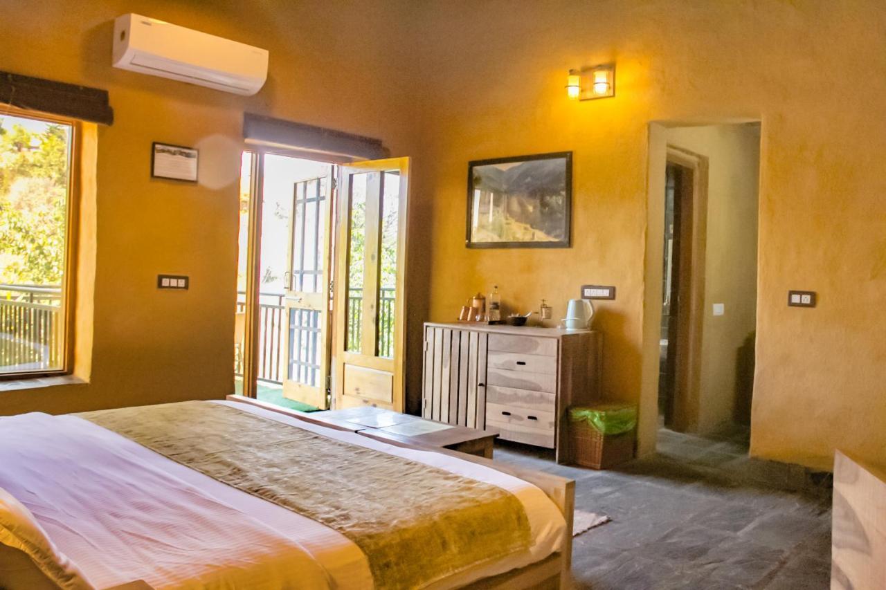 Prakriti Aalay - Riverside Mountain View Boutique Eco Resort Dharamszala Kültér fotó