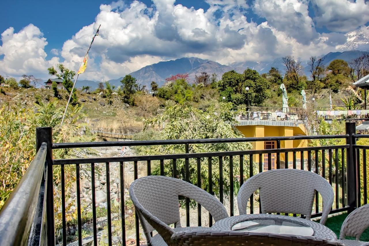Prakriti Aalay - Riverside Mountain View Boutique Eco Resort Dharamszala Kültér fotó