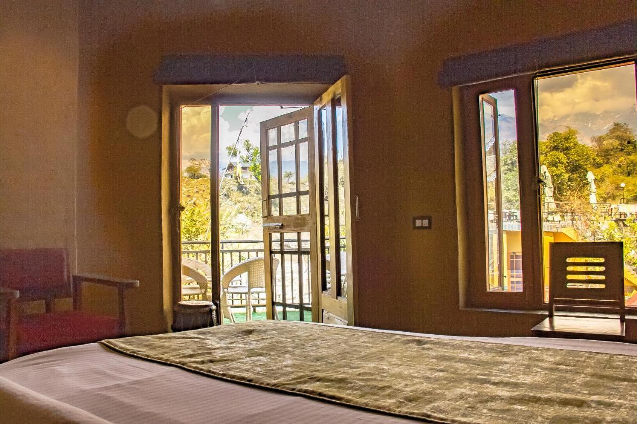Prakriti Aalay - Riverside Mountain View Boutique Eco Resort Dharamszala Kültér fotó