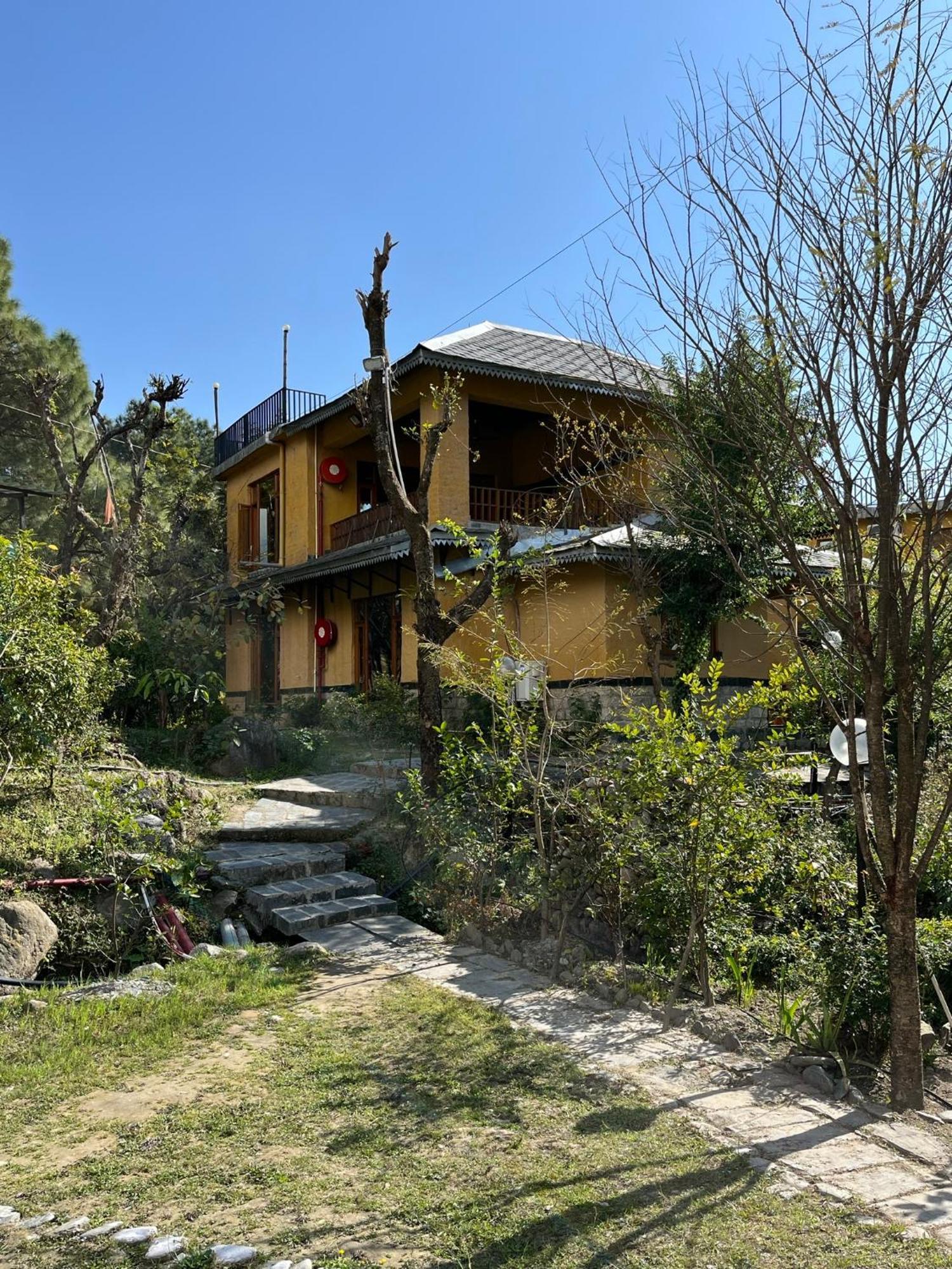 Prakriti Aalay - Riverside Mountain View Boutique Eco Resort Dharamszala Kültér fotó